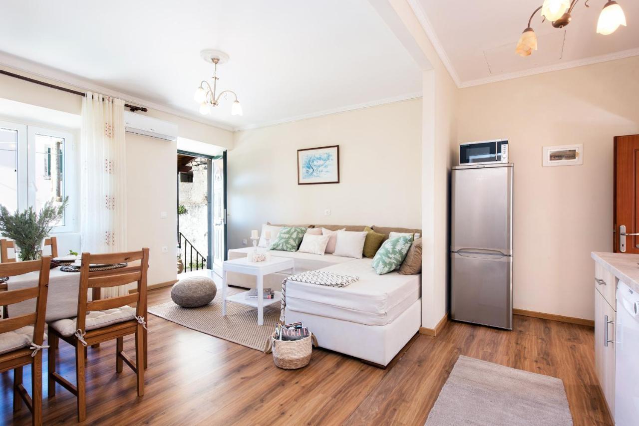 Lala Cottage Áno Korakiána 외부 사진